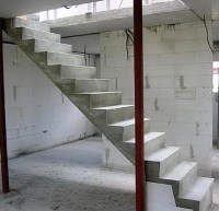 Бетонное основание для лестницы 4